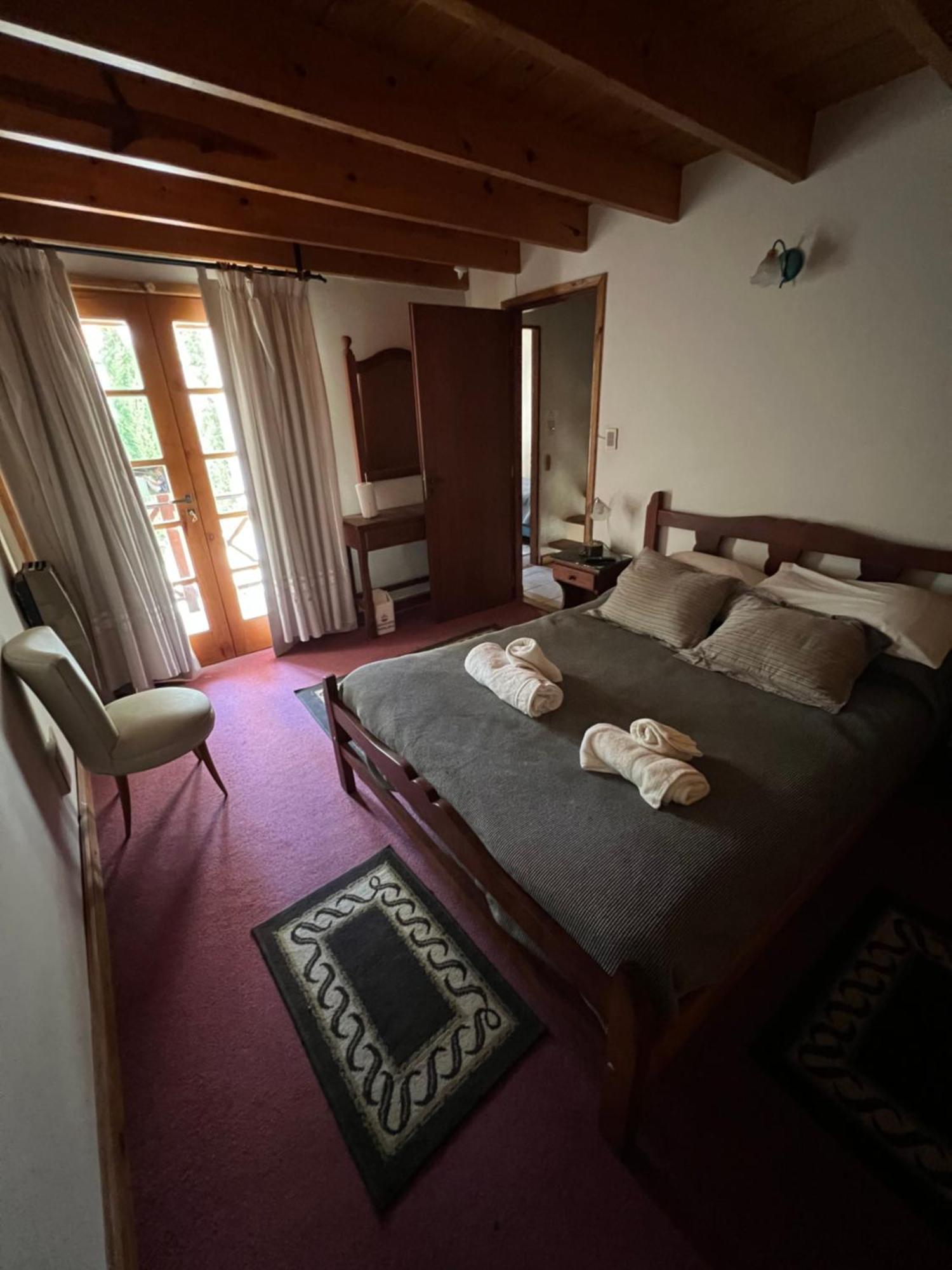 Holiday Home Las Retamas San Martin de los Andes Luaran gambar