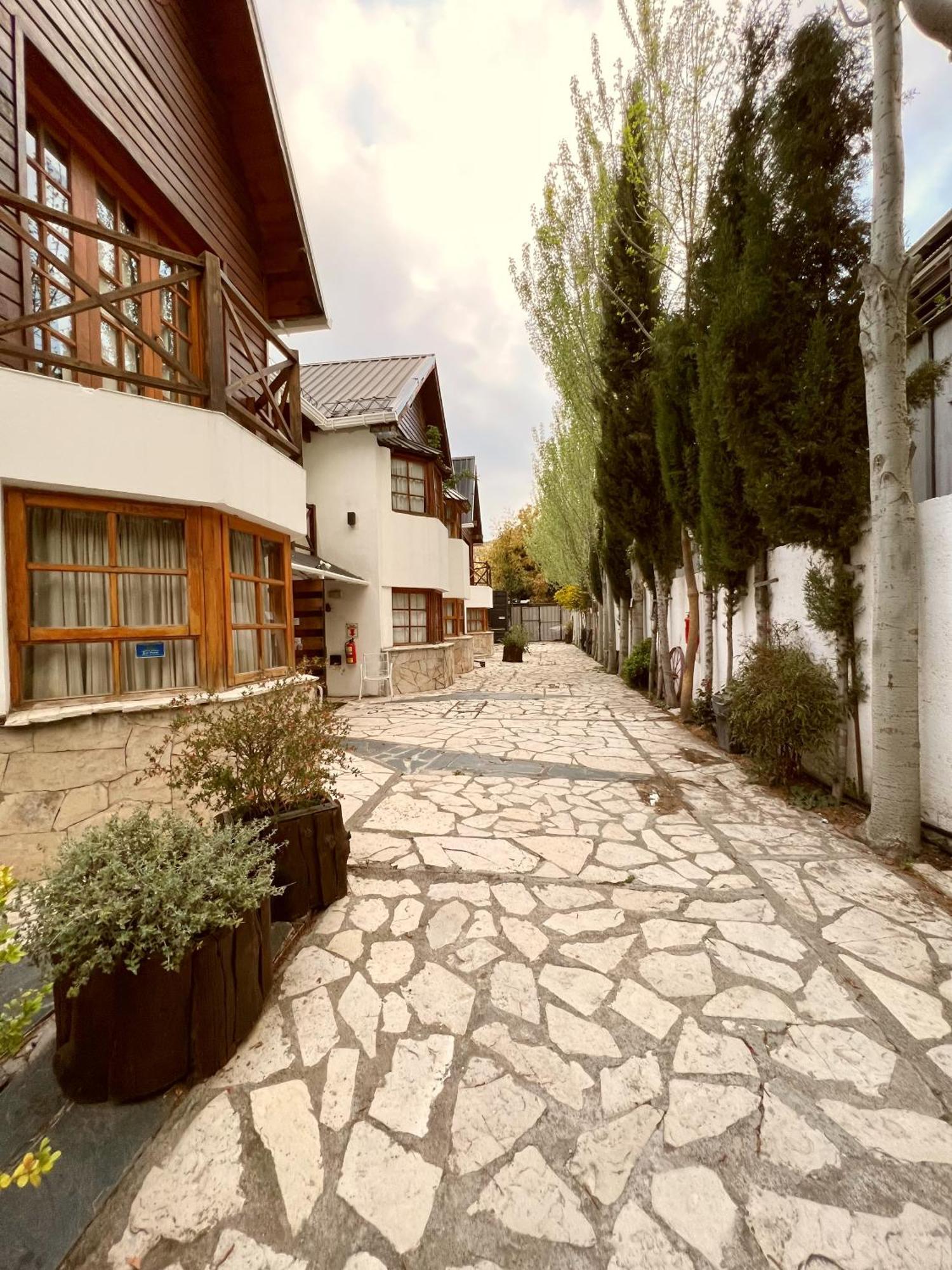 Holiday Home Las Retamas San Martin de los Andes Luaran gambar