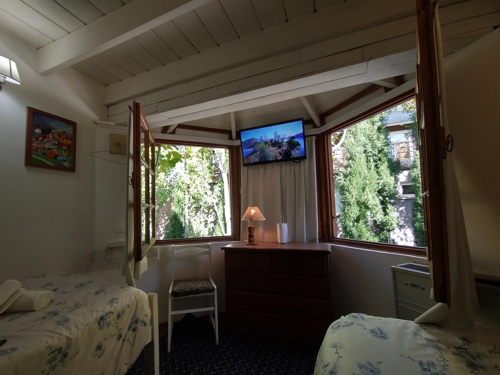 Holiday Home Las Retamas San Martin de los Andes Luaran gambar